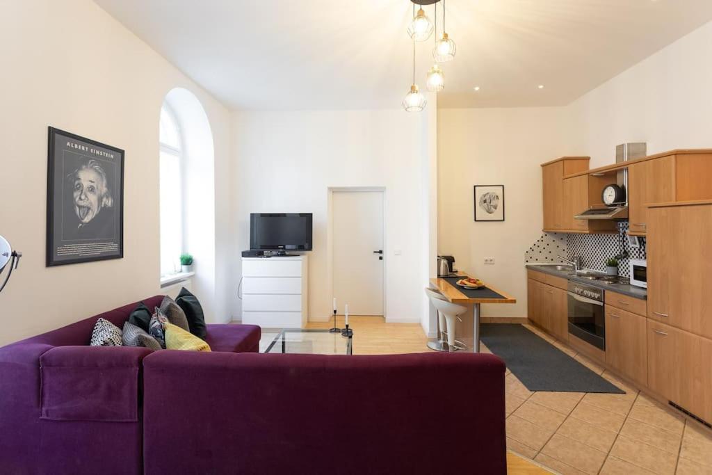 Charming & Authentic Vienna Flat - Central Located Apartment Exterior photo